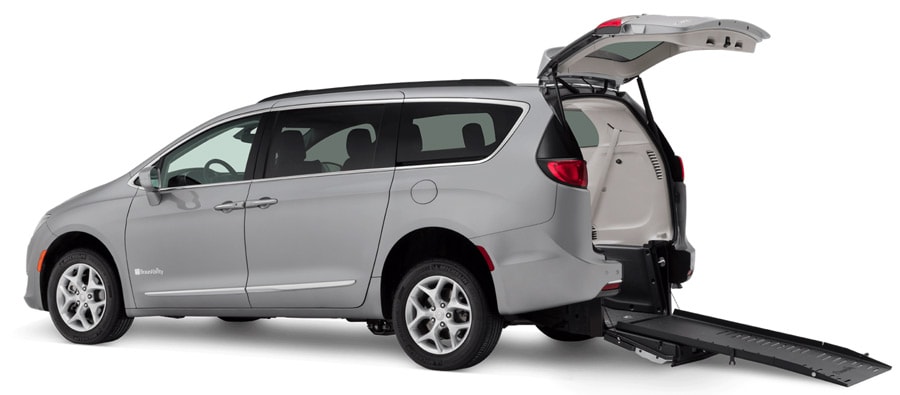 rear entry pacifica wheelchair van